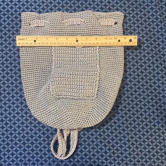 Crochet drawstring backpack. - Picture 3 of 4